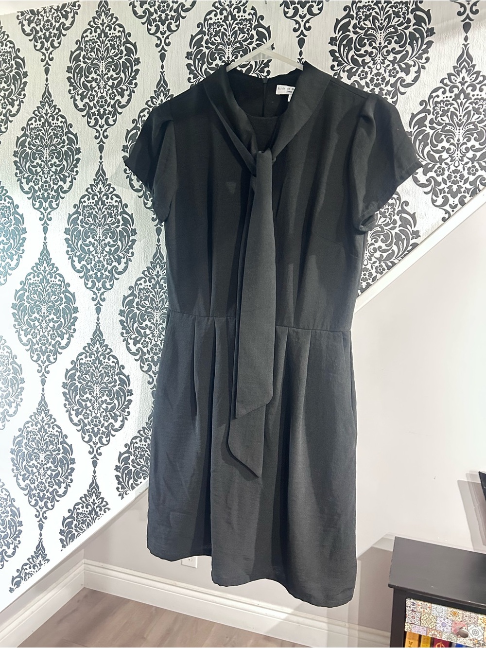 Women's Black Tie-Neck Short Sleeve Dress